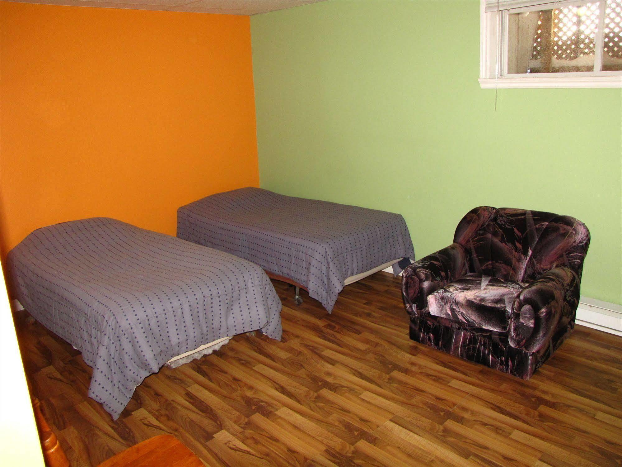 Motel & Chalets --Shefford-Waterloo- Habitation Forest Екстер'єр фото